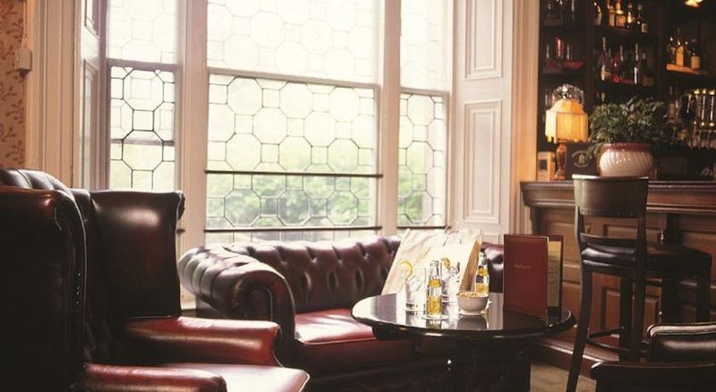 Finnstown Castle Hotel Lucan Exterior foto